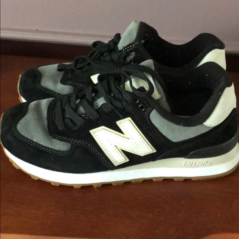 New balance 574 (barely used) shoes